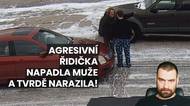Videorozbor: Agresivní řidička vybrzdila a napadla muže, tvrdě narazila!